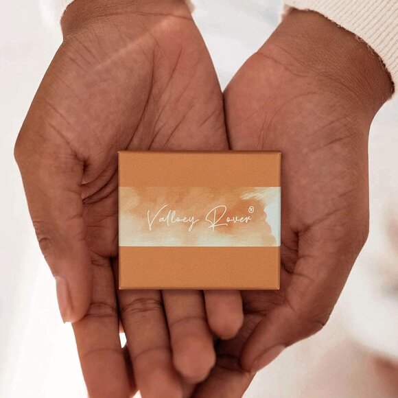 Personalized 14K Gold Plated Pendant Necklace - Perfect for Any Special Occasion - Picture 6 of 6